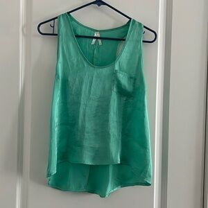 ZUCCA Mint Sleeveless Blouse Silk-Like